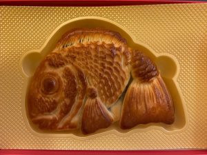 台北犂記の魚型パイナップルケーキ